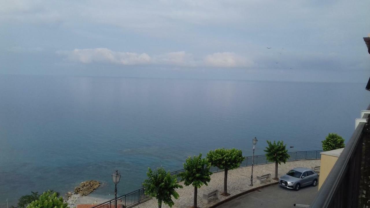 Un Oblo Sul Mare Appartement San Lucido Buitenkant foto